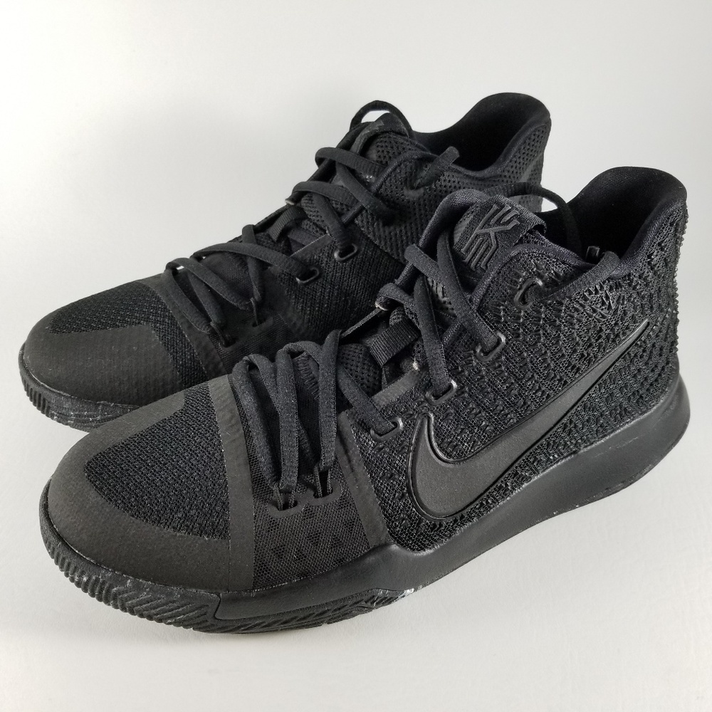 Nike Kyrie 3 GS Youth Basketball Shoes Black 6.5Y - Picture 2 of 8